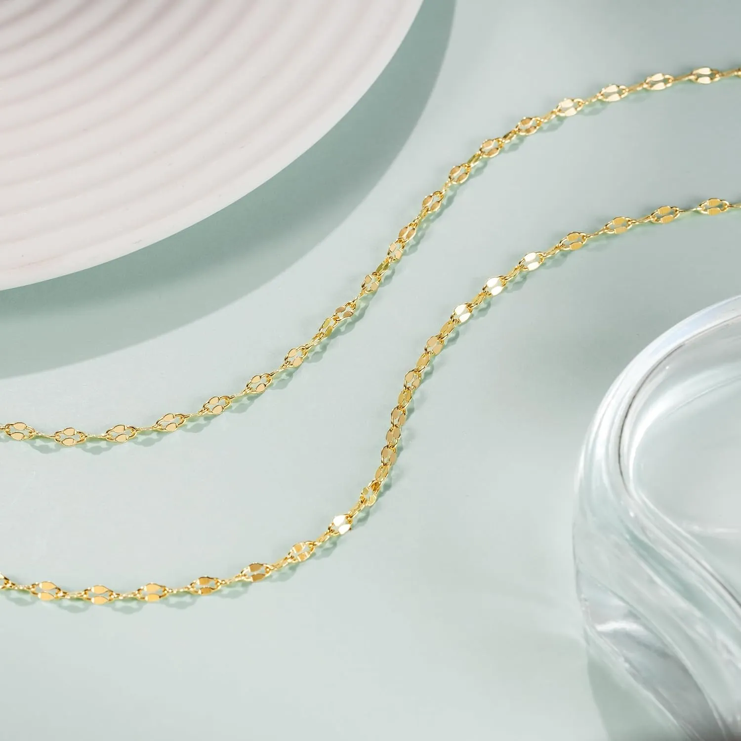 14K Gold Chain for Women Men 14K Gold Necklace for Women Non Tarnish Lips Thin Golden Chains Necklace Double-Sided Design Dainty Golden Necklaces for Womens Trendy 16-24IN 2.4MM
