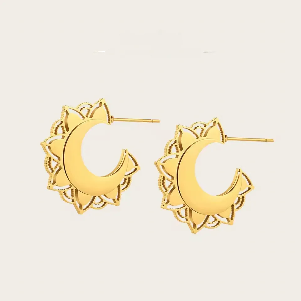 Minimalist Prisma Curves Earrings
