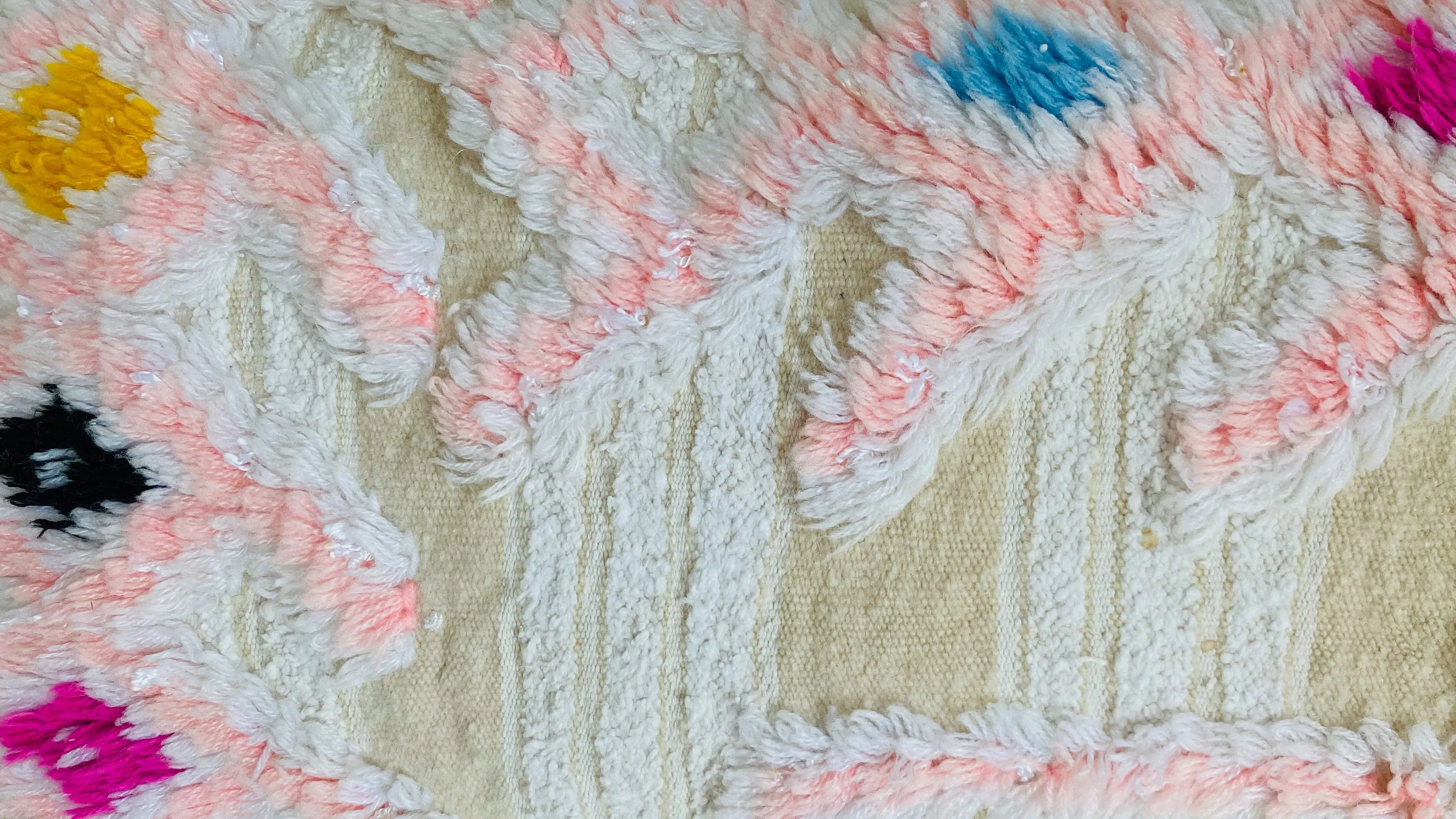 Vintage Moroccan Pillow. Wedding Blanket. Handira. Wool and Cotton.